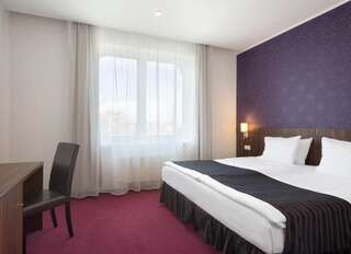 Отель Rija VEF Hotel with FREE Parking Рига Стандартный двухместный номер с 1 кроватью или 2 отдельными кроватями-4